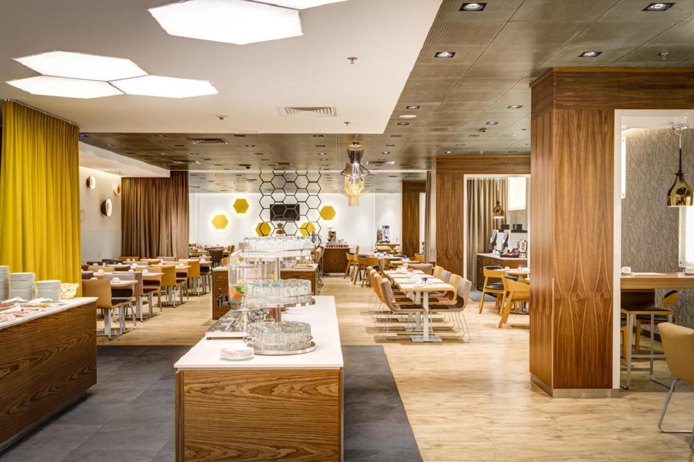 Hotel Novotel Centrum Warsaw